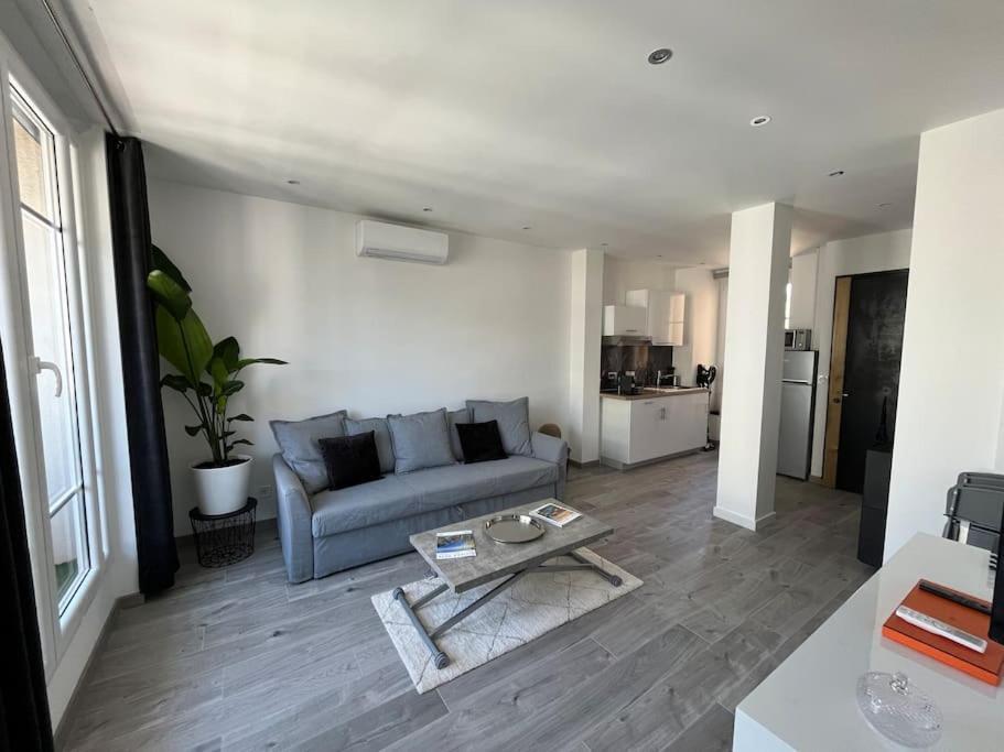 Vue Mer Le Montana Cannes Exterior photo