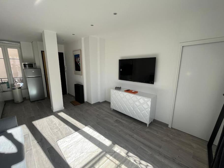 Vue Mer Le Montana Cannes Exterior photo